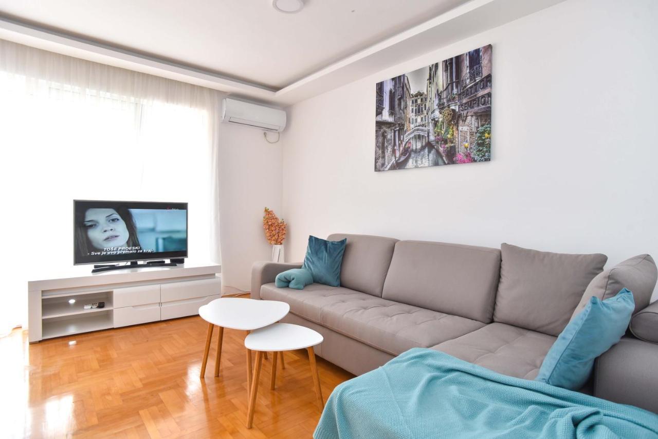 Amazing View 2 Bedroom With Terrace * Budva